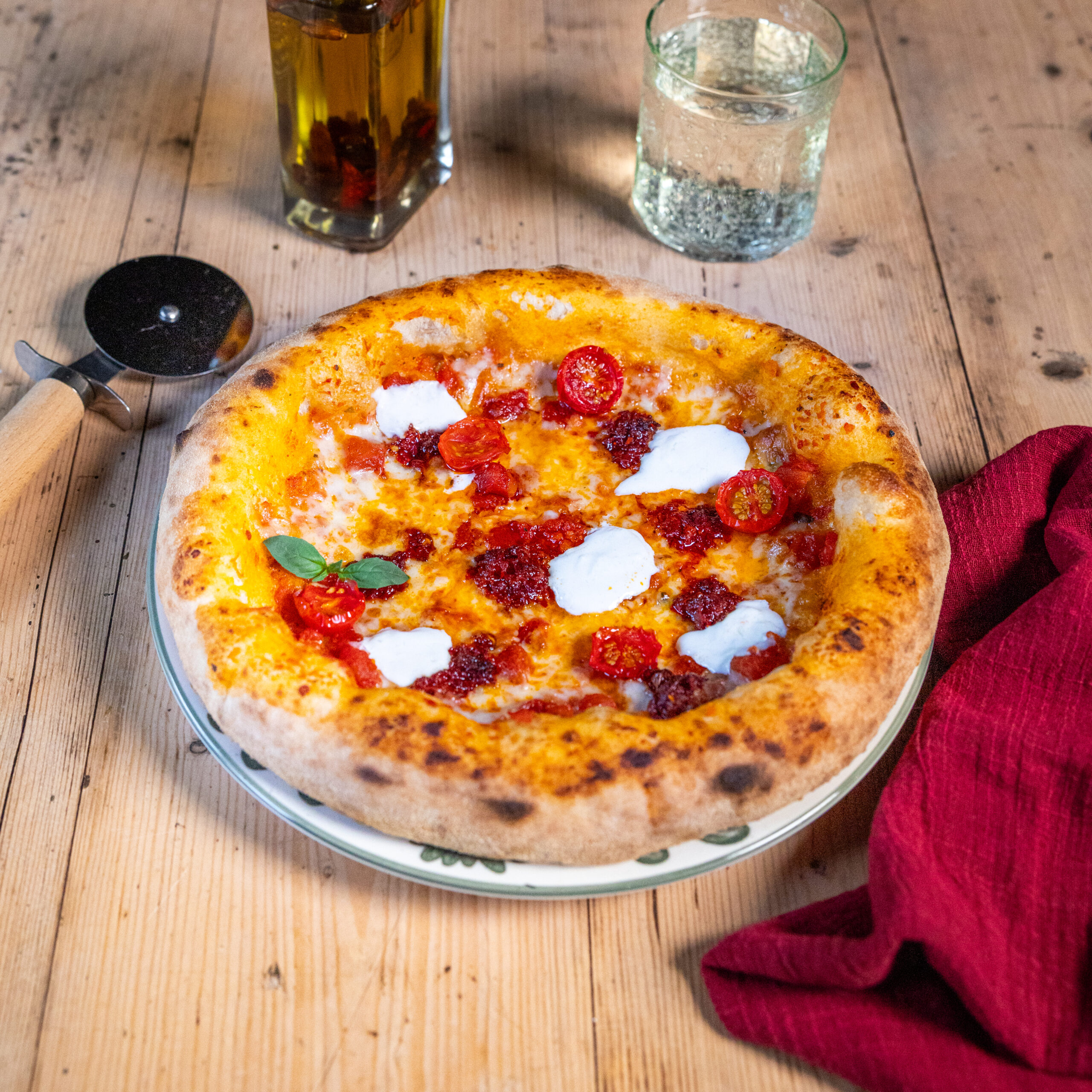 SIGNORIZZA_pizza napolitaine hot stromboli